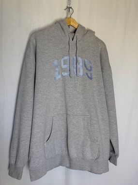 Taylor Swift 1989 Embroidered Hoodie Sweatshirt Size 2XL Official Merch Grey
